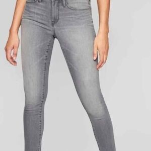 New Athleta Sculptek Skinny Jean Grey Wash size 6